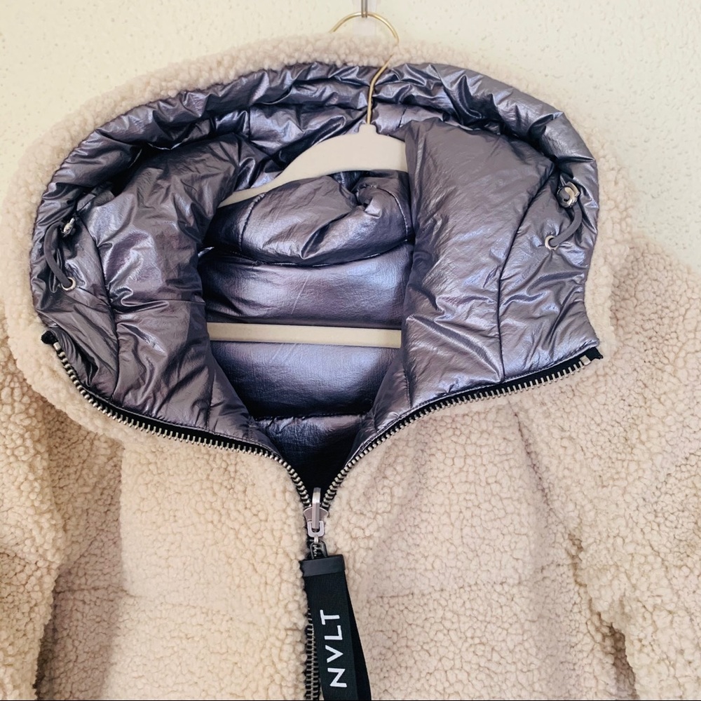 NVLT Silver Reversible Down Puffer Sherpa Jacket - Picture 16 of 16